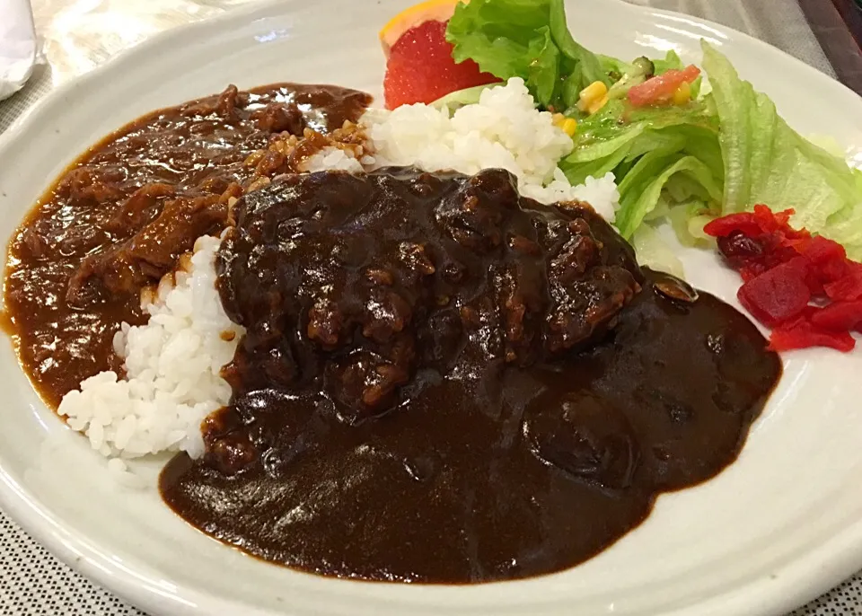 昼ごはん カレーとハヤシの合いかけライス|ぽんたさん