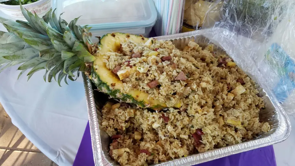 Homemade pineapple fried rice|Ami Haさん