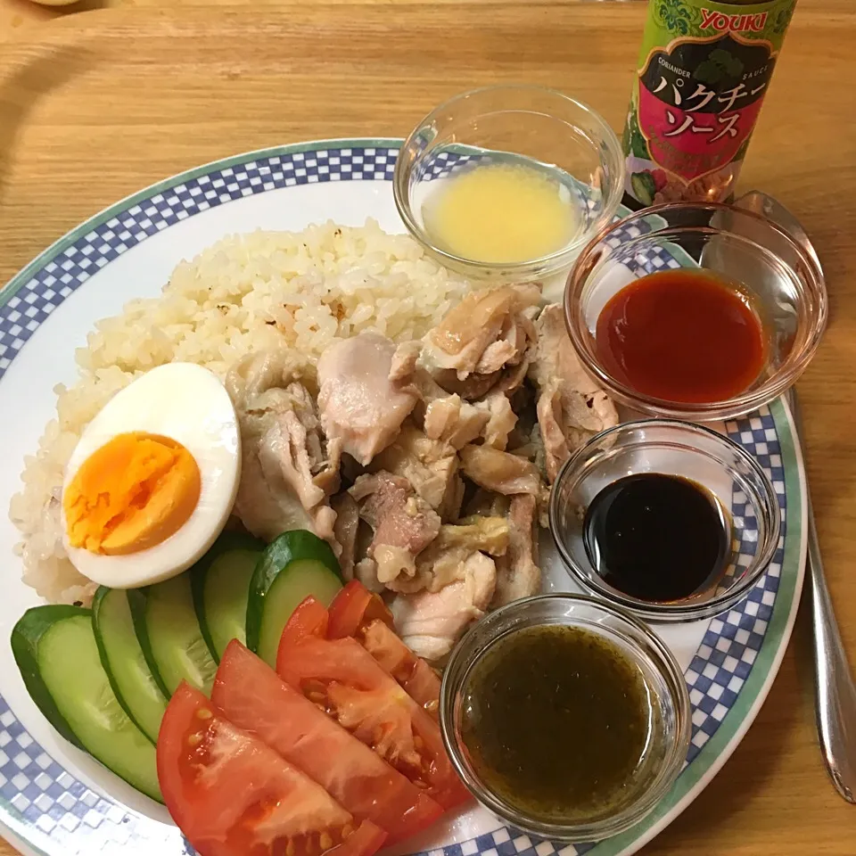 Snapdishの料理写真:海南鶏飯♪|Jean Nobyさん