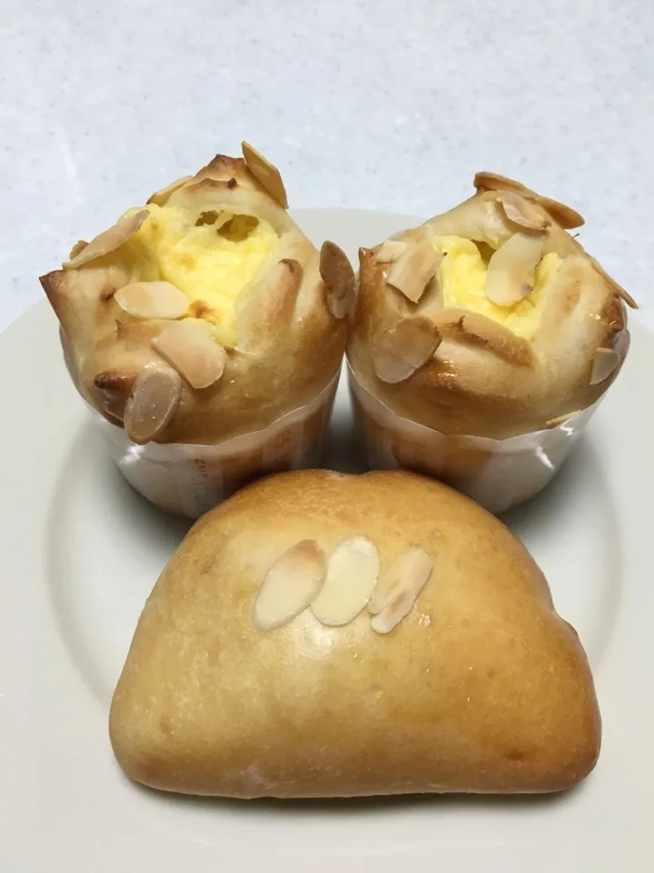 チーズクリームパン作りました。|マカロンさん