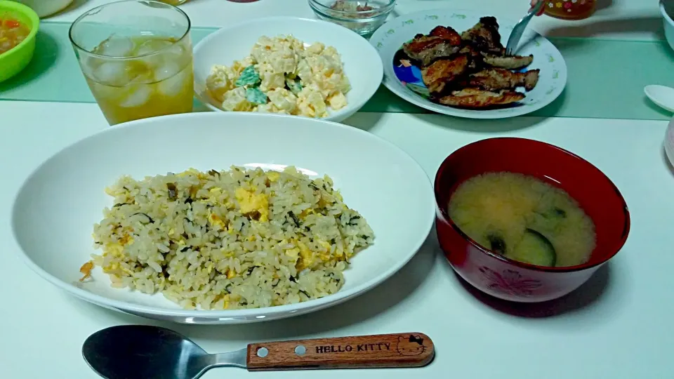 高菜炒飯　茄子とミョウガの味噌汁　いんげんと卵のマカロニサラダ　トンテキ|mky710801さん