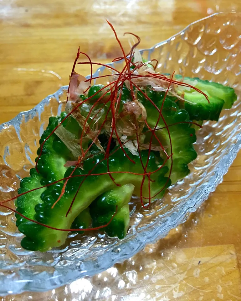 ゴーヤの簡単麺つゆ漬け 💕さっと塩茹でし麺つゆにしばらく漬けました|keikoさん