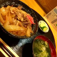 Snapdishの料理写真:牛丼|mooさん