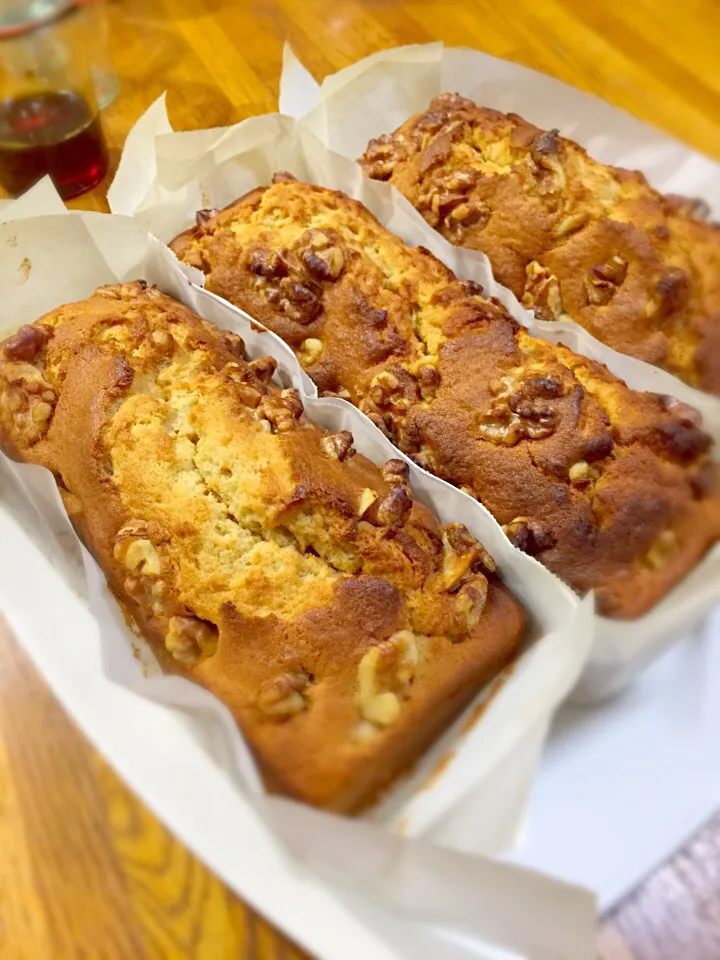 Banana walnut pound cake
バナナと胡桃のパウンドケーキ|Blueberry🫐さん