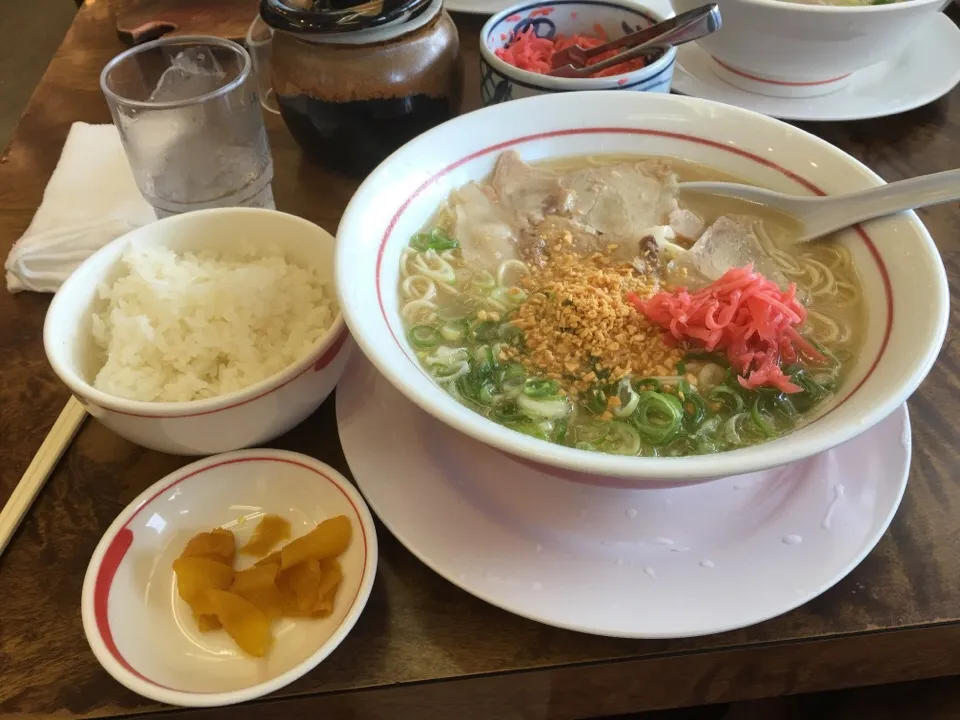 Snapdishの料理写真:熊本県荒尾市、武蔵ラーメン|畑田 成治さん