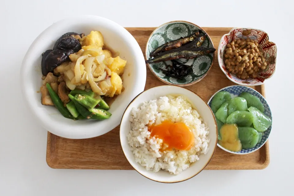 今日の昼ごはん
煮物定食|もも太郎さん