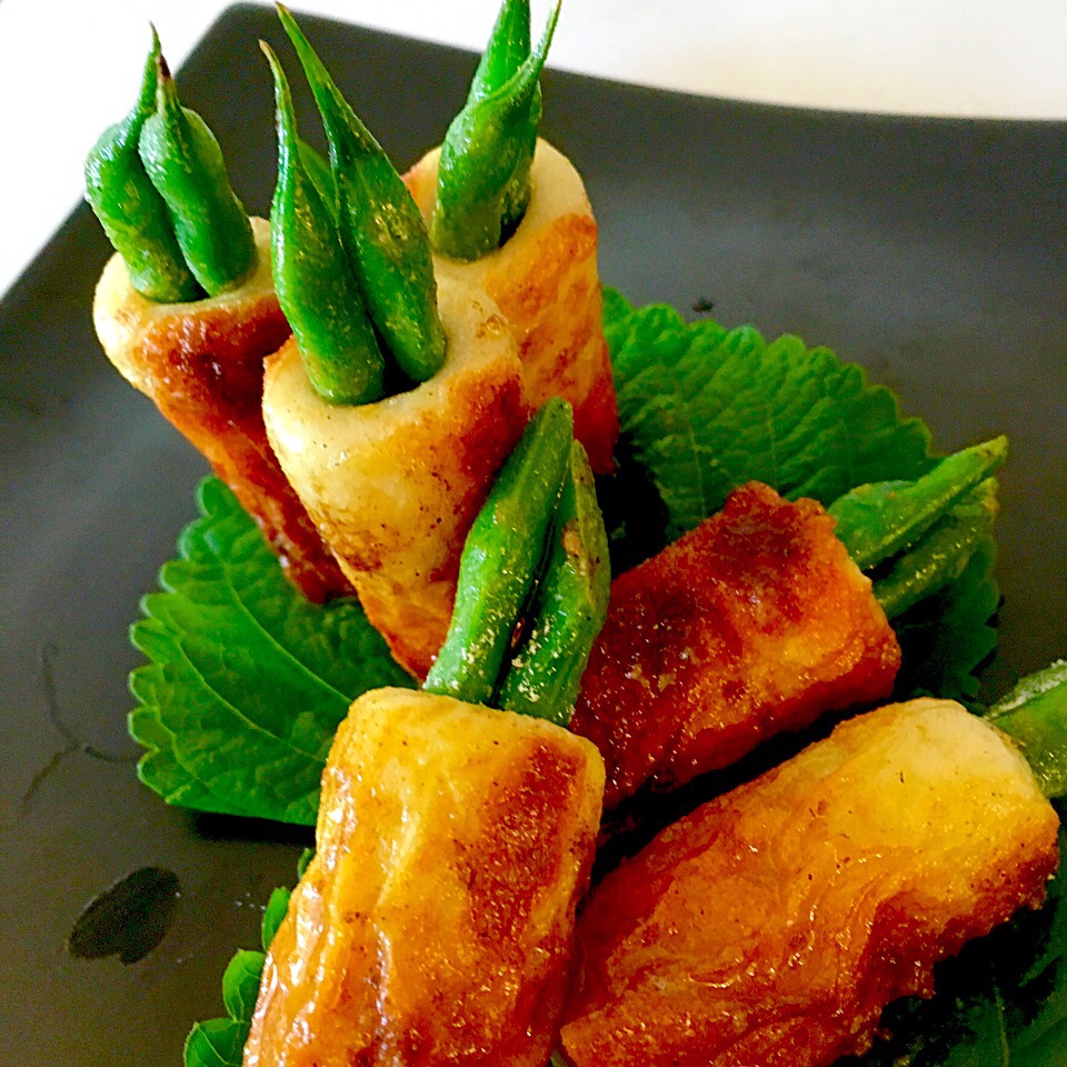 sakurakoさんの料理 いんげん豆と竹輪のカレー揚げ  → 揚げない天ぷらにしてみたら、あらら😰
でも、カレー味がウマウマなのです〜〜💕