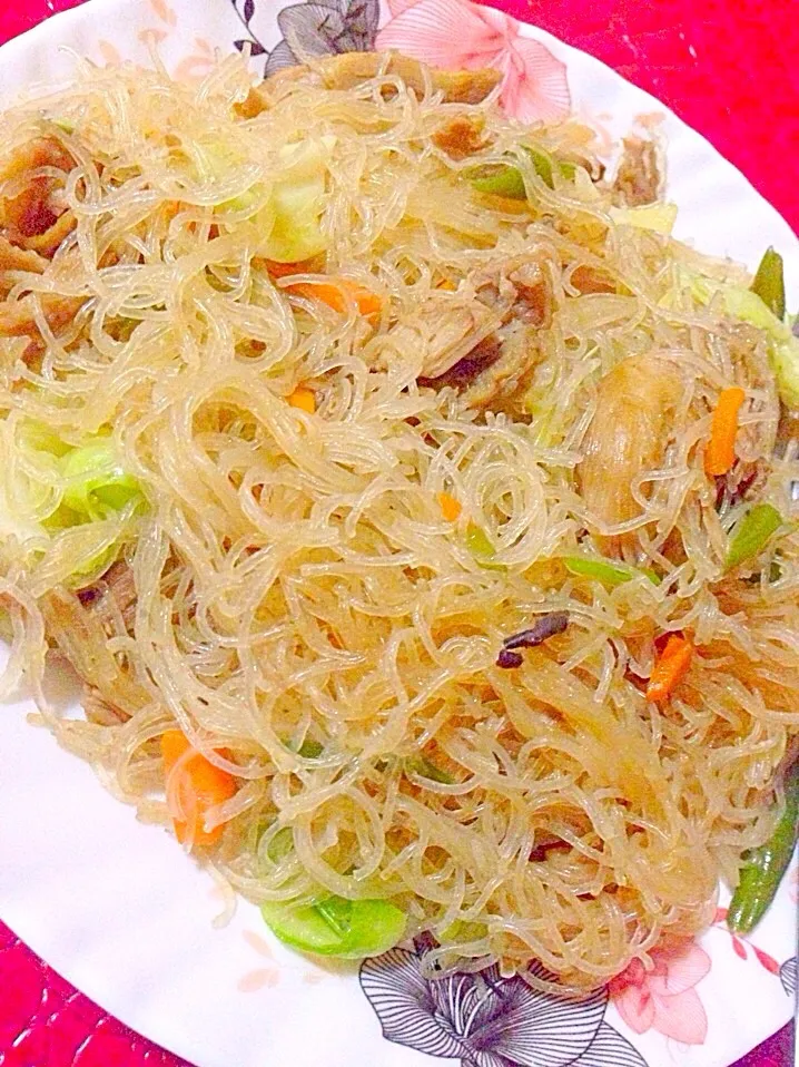 General Cleaning & Laundry done... Time to eat now... this is it Pancit...|fem05さん