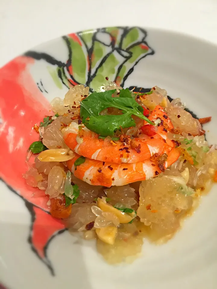 Snapdishの料理写真:Pomelo & Prawn Salad Thai Style aka Yam Som O|Aunty Gさん