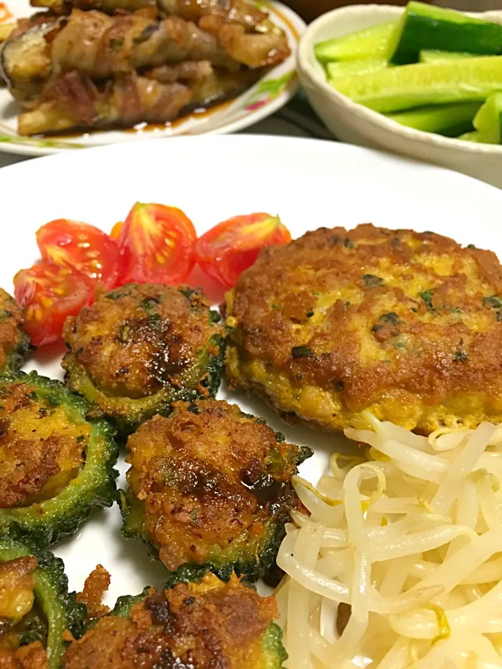 子供も食べられるゴーヤーハンバーグ！|もじゅさん