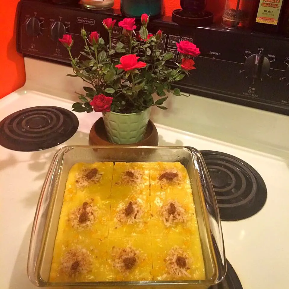 Maja blanca or sweet corn pudding topped with toasted coconut|🌺IAnneさん