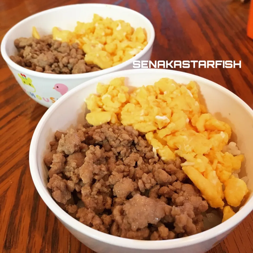 豚の赤身と磨宝卵で二色丼|愛さん