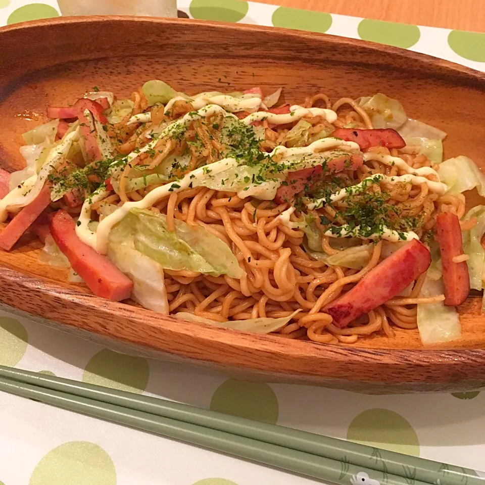 チャーシューとキャベツの屋台焼きそば|かぴこさん