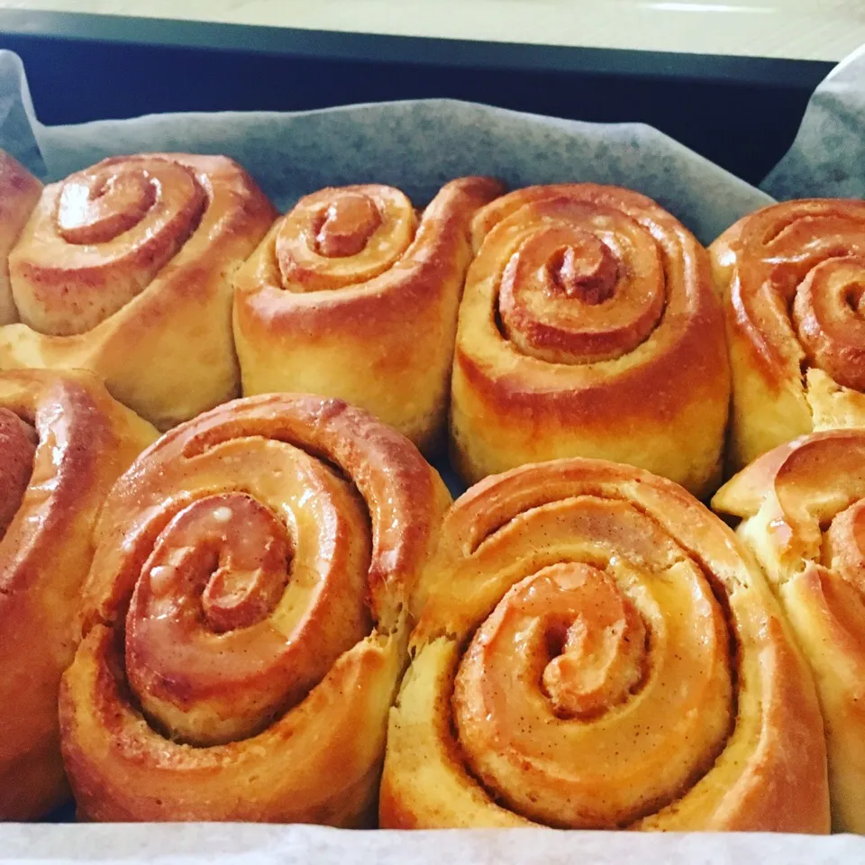 Cinnamon roll 😋 really yummy😋😋|kazuko Tsujiさん