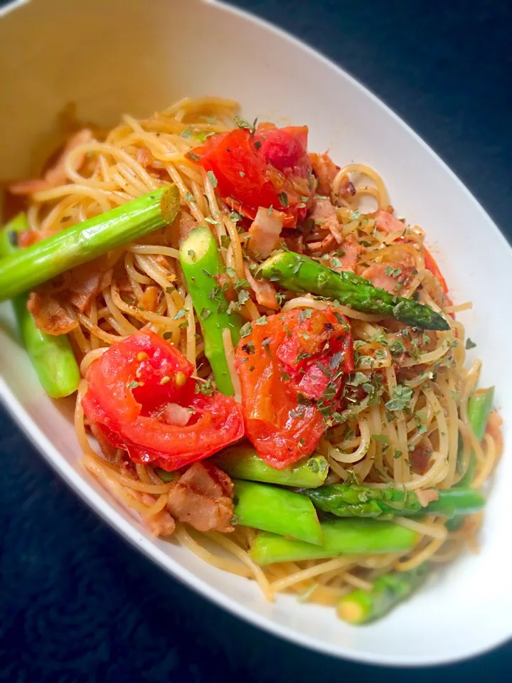 アンチョビトマトパスタ
Anchovy tomato pasta|Hiroさん