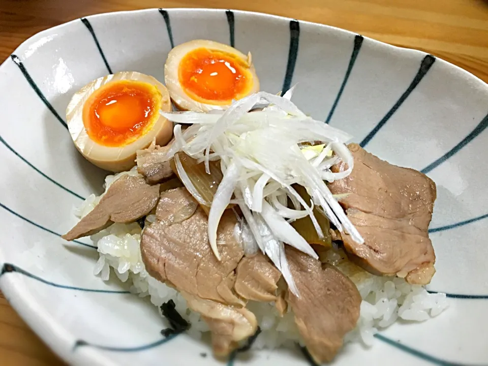 手作りチャーシューと煮玉子丼！|Tsugumiさん