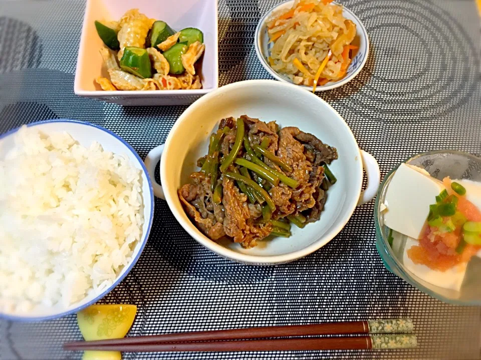 牛肉とニンニクの芽のスタミナ炒め|めしこさん