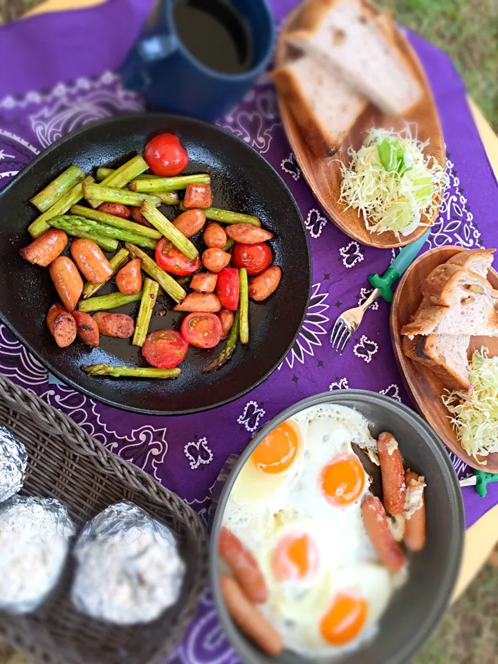 適当キャンプ朝ご飯|ほのほのさん