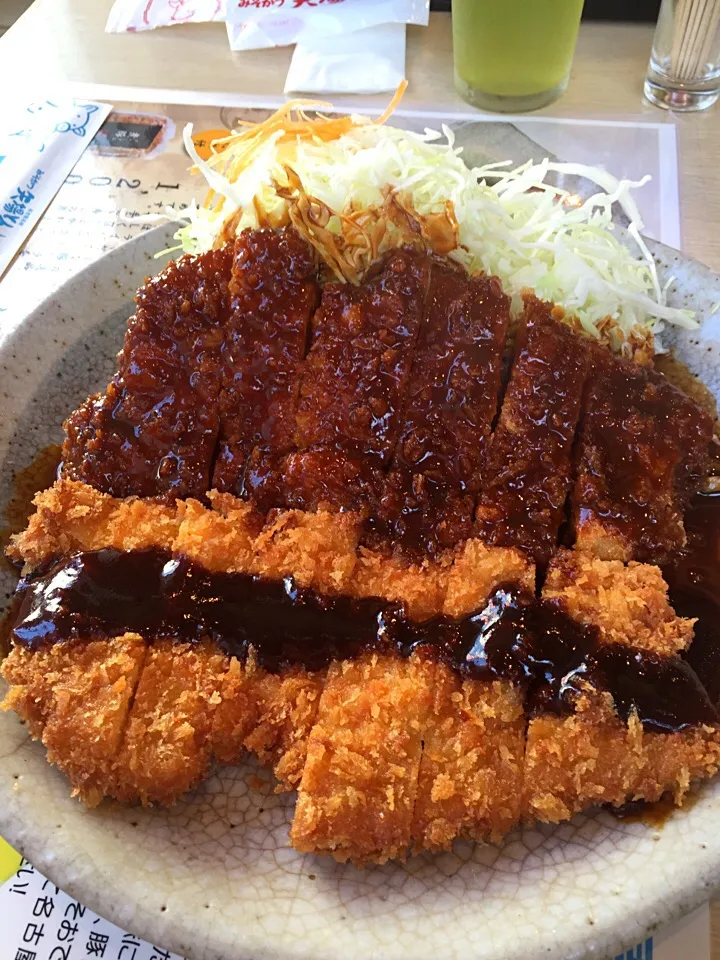 矢場とんのわらじとんかつ🐷ハーフ＆ハーフ🐽|akiさん