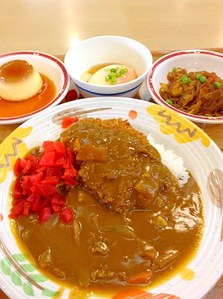 カツカレー+温玉+海鮮チャプチェ+手作りプリン@JAXA 筑波宇宙センター 社員食堂（つくば）|Kazuya Miyukiさん