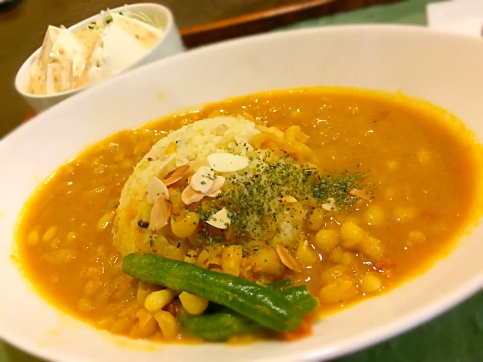 Coconuts curry|ayumi oginoさん