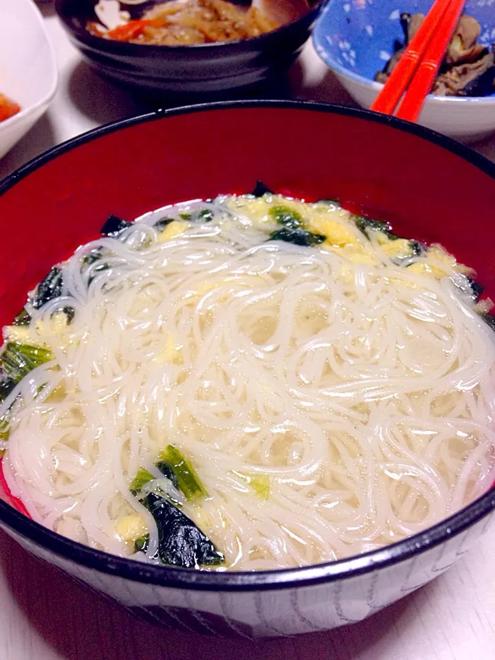 バテバテな体に卵とほうれん草のにゅうめん|あやにん食堂さん