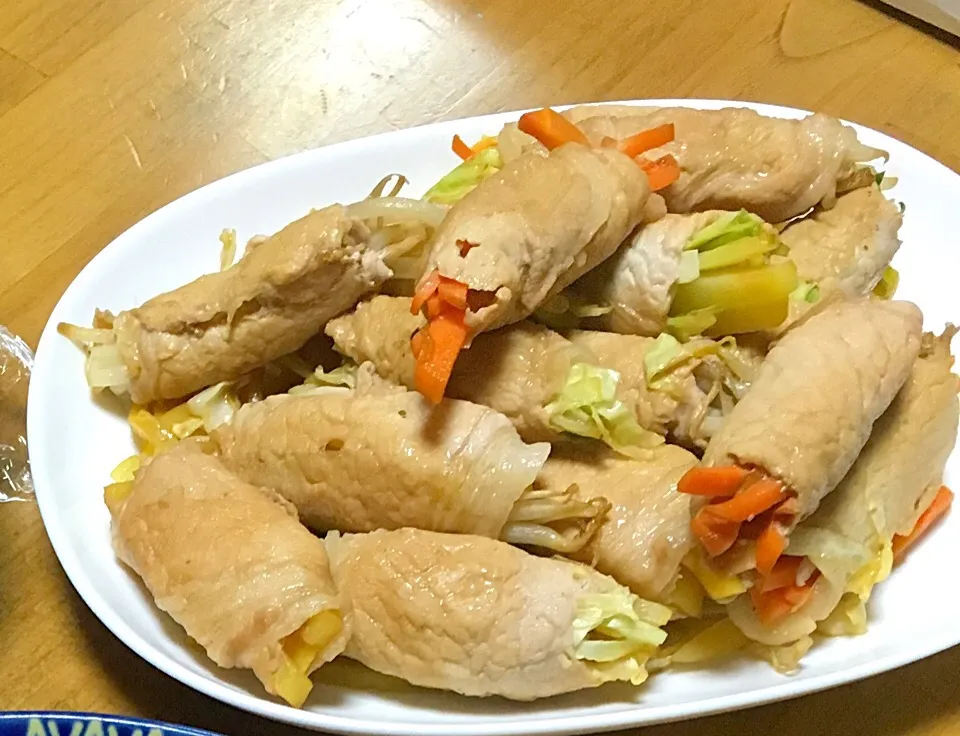 Snapdishの料理写真:野菜の豚肉巻き|マコトさん