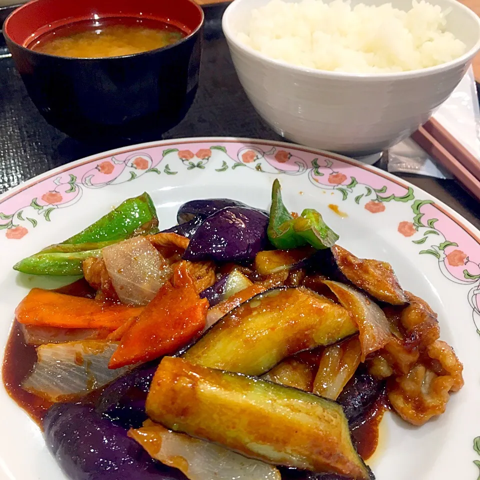 ナスと豚肉の味噌炒めライス・味噌汁セット|ちな姉＠水ノ智南英さん