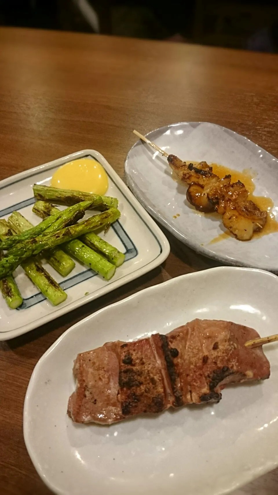 アスパラとか肉とかキノコとか色々入れた炒め|ひるさん