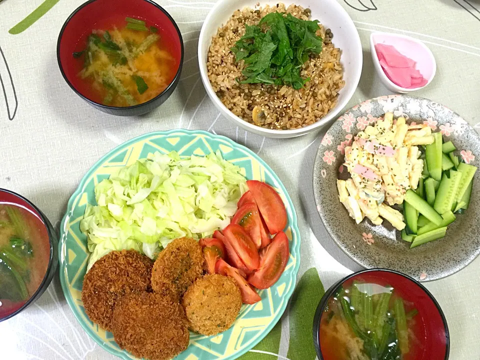 朝から1日お出かけ三昧。
晩ご飯は残り物とデパ地下のお惣菜でお願いします(＞人＜;)|tabyさん