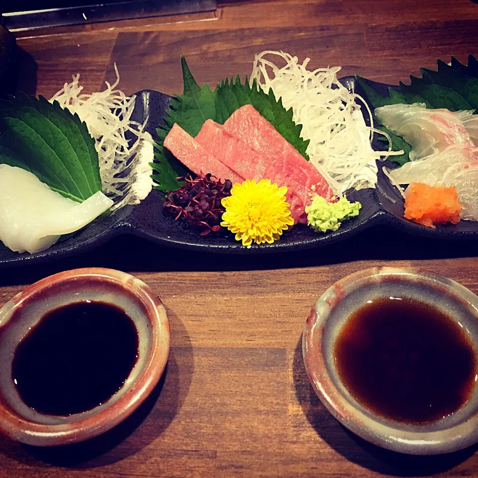 今日の夜は居酒屋さんで外食♩お刺身の盛り合わせが美味でした❤️|らいとさん