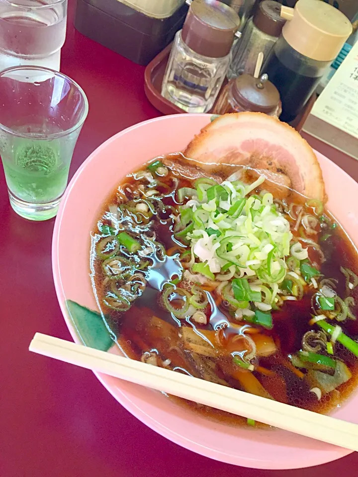 初めましての富山でブラックラーメン❤️大長さん。食前のサービスサイダーもGOODでした🎵✨|さくたえさん