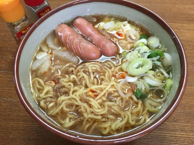 マルちゃん正麺🍜、醤油味❗️꒰*✪௰✪ૢ꒱✨|サソリさん