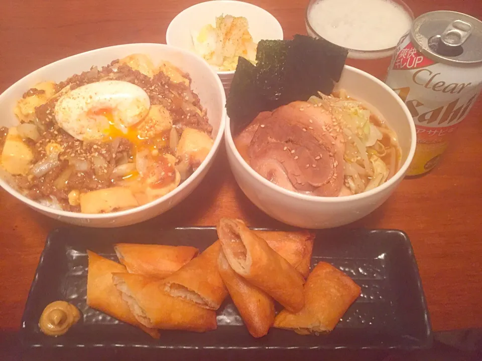 すき焼き風肉豆腐＊野菜たっぷりオーモリ麺＊春巻き(^^)|basilさん