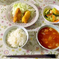 Snapdishの料理写真:ささみのしそチーズ巻き
野菜炒め
ミネストローネ|ゆきさん