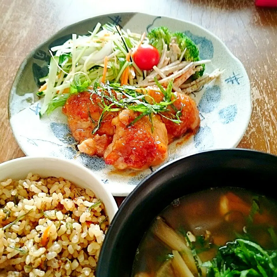 鶏の照り焼き、豚汁、炊き込みご飯|プチテンよすさん