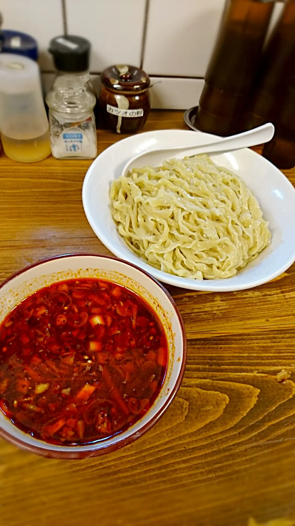 辛つけ麺|よちやまさん