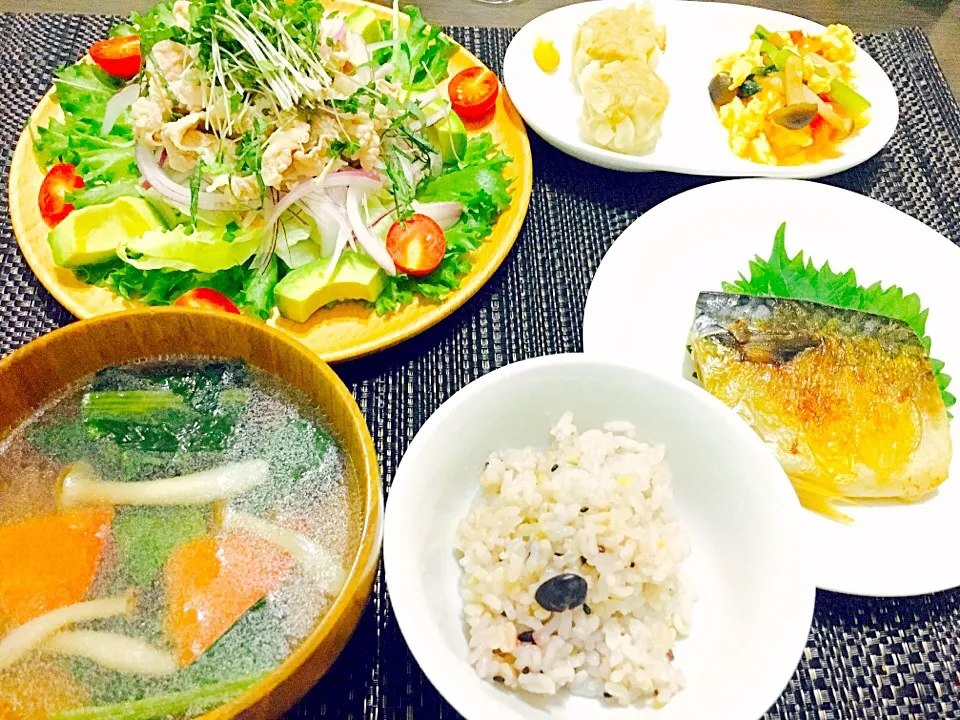 冷しゃぶサラダ
塩サバ
今日の晩御飯〜(^○^)|るみさん