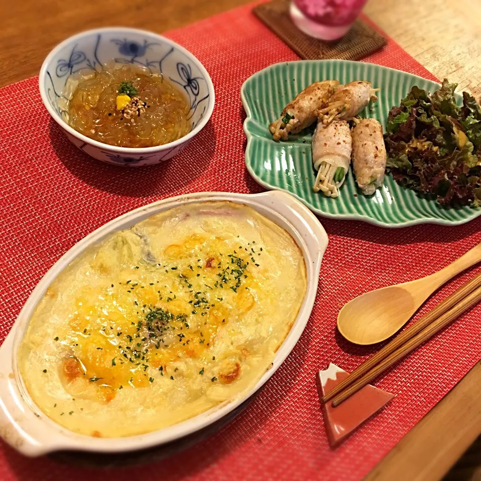 Snapdishの料理写真:きゅうりとえのきの肉巻き
グリーンサラダ
白菜とお餅のグラタン
ところてん|𓇼 Ⓢ Ⓗ Ⓘ Ⓝ Ⓞ Ⓑ Ⓤ 𓇼さん