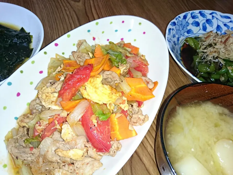 ・豚肉と夏野菜たっぷりの炒めもの
・ワカメの生姜煮
・ピーマンの炒め煮
・白葱と焼き麩の味噌汁|ようかんさん