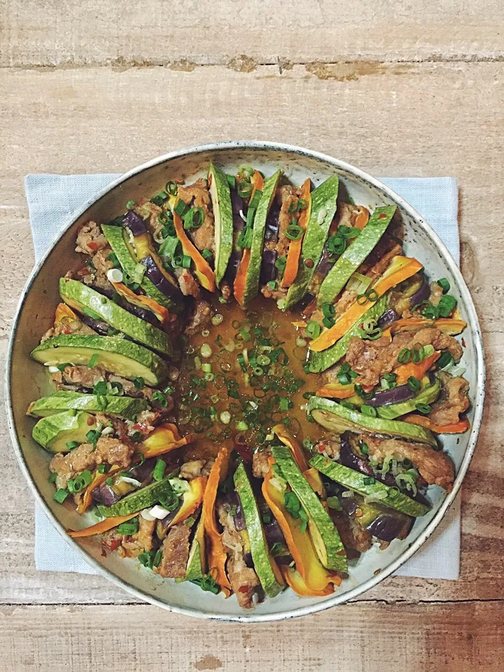 Snapdishの料理写真:Steamed zucchini eggplant and pork with tobanjan|rick chanさん