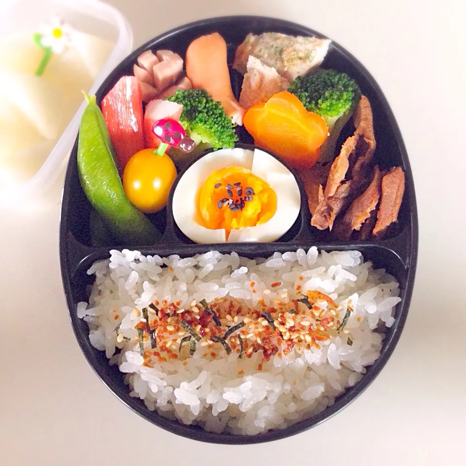 一時預かり（幼稚園）のお弁当|almostblackさん