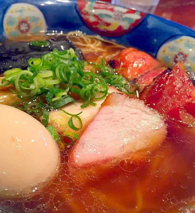 ランチは、ラーメン  こういう肩ロースのチャーシューが好き😻|zeroweb_bossさん