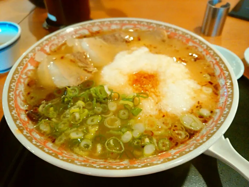 鹿児島ラーメンの山かけラーメン|ミチルさん