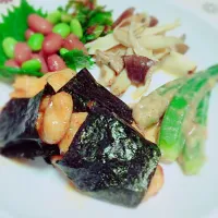 鶏胸肉の磯辺焼き
四角豆のおかか和え
枝豆ときんときまめ
エリンギのガーリック炒め
オクラの味噌和え|つーくんさん