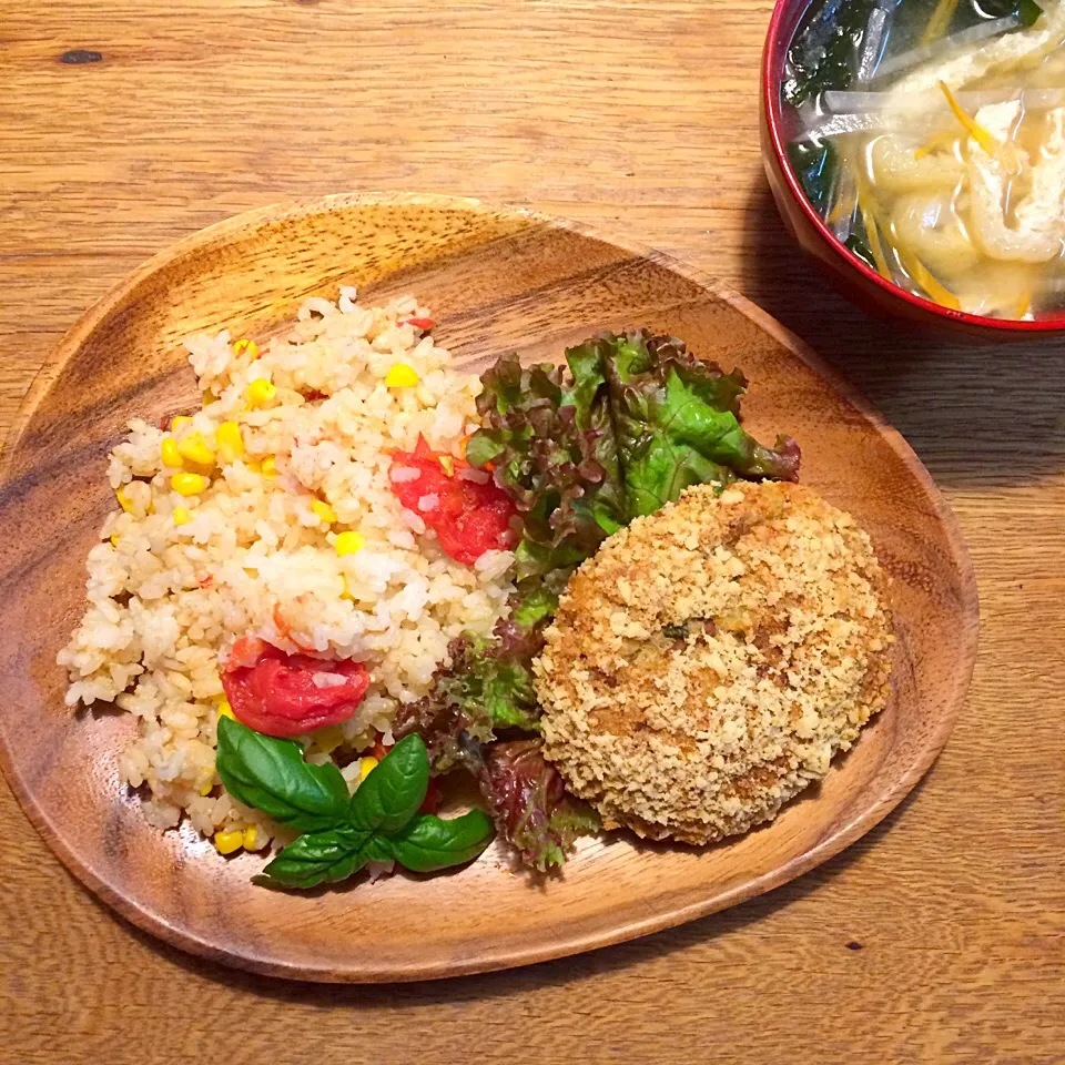 vegan グルテンフリー シュガーフリー
とうもろこしとトマトの炊き込み御飯
高野豆腐をパン粉代わりにしてコロッケ|makiko_aさん