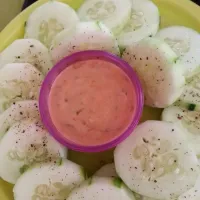 Snapdishの料理写真:perfect summer snack. home grown cucumber and homemade spicy 1000 island dip.