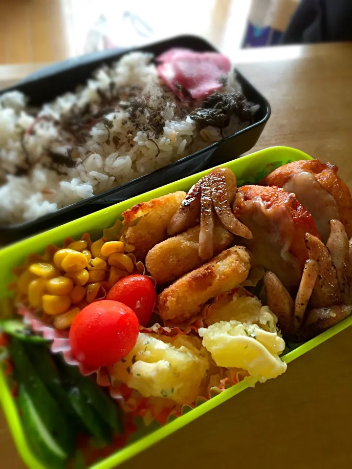 お兄ちゃん弁当☆チーズバーグとチキンナゲットなど|kohanaxさん