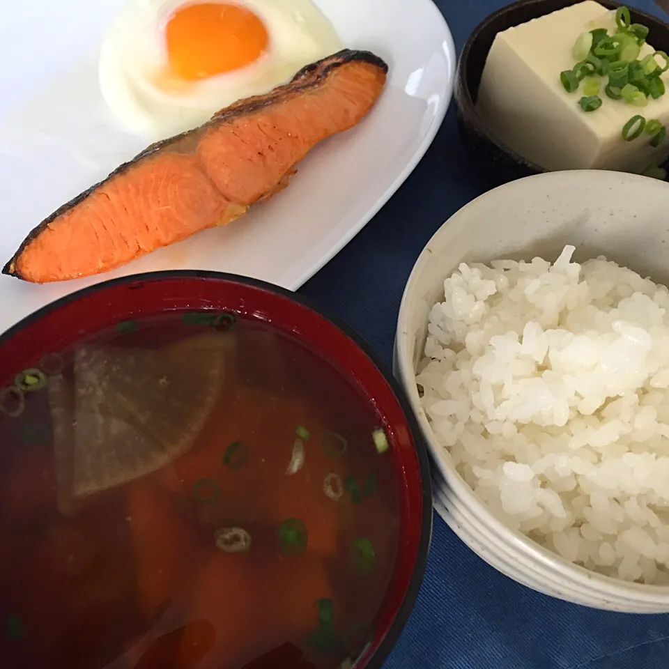 焼鮭定食|純さん