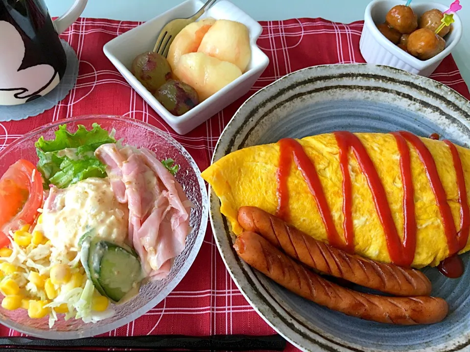 今日のお昼ごはんは、オムライス♡|らいとさん